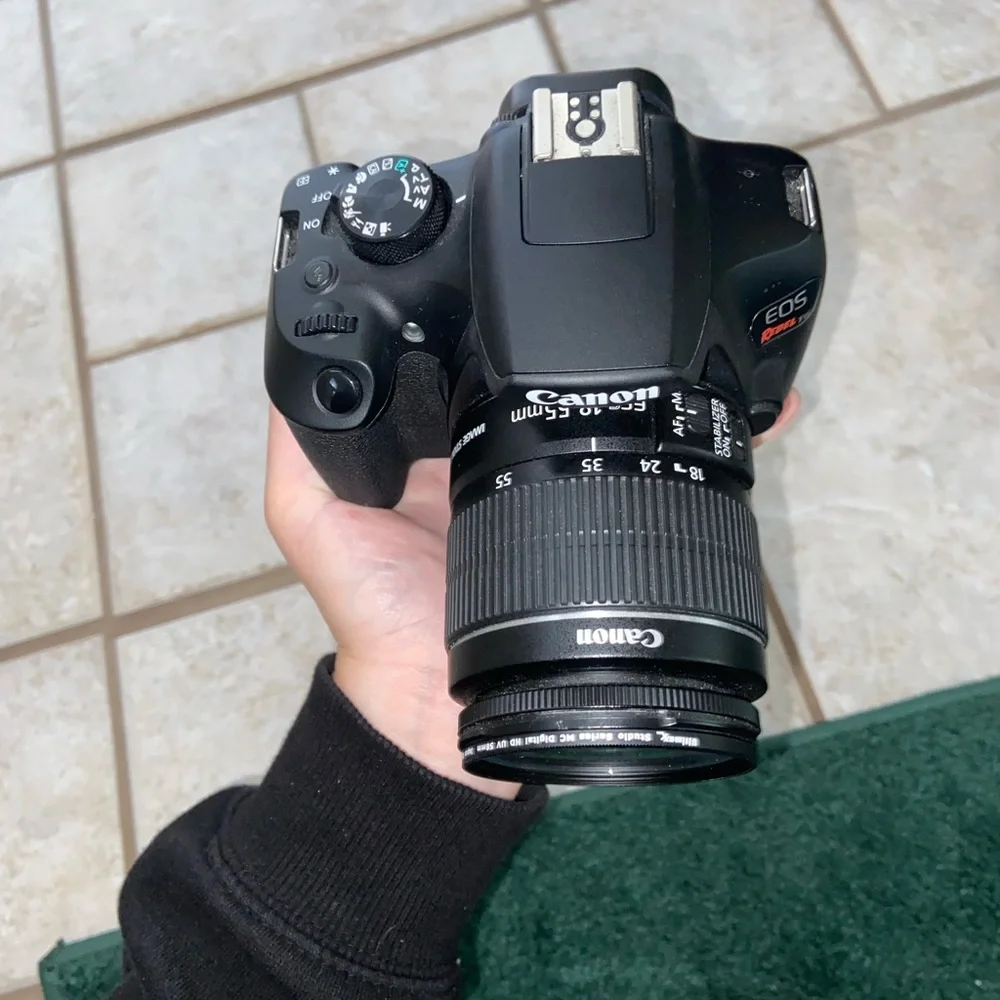 Canon Rebel T6 Camera